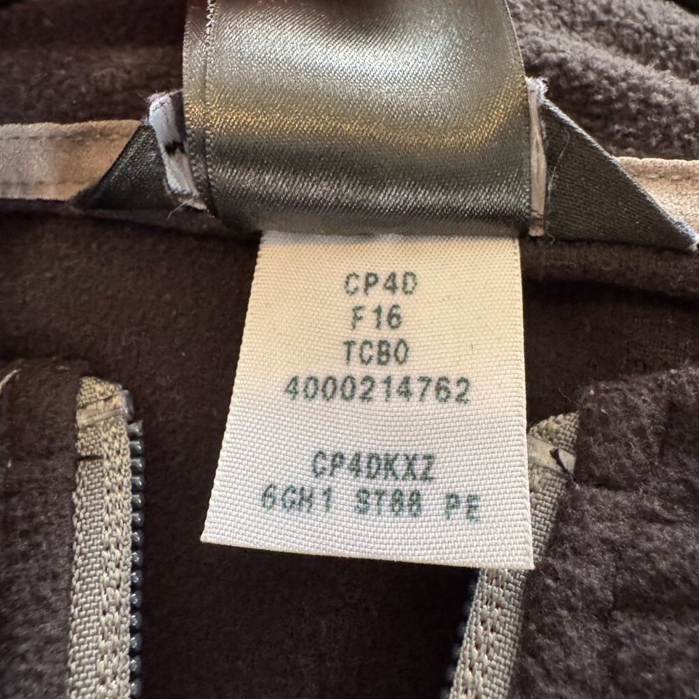 The North Face Fleece Jacket - Picture 5 of 11